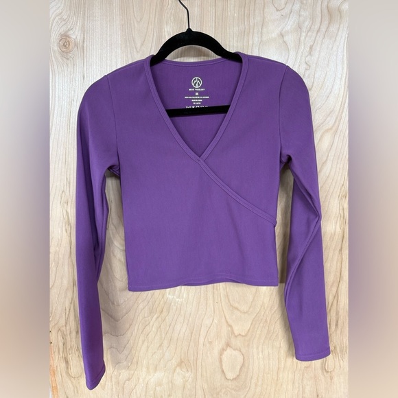MOVE THEOLOGY CONTOUR LONG SLEEVE Top Medium Purple Polyester Spandex - Picture 1 of 5